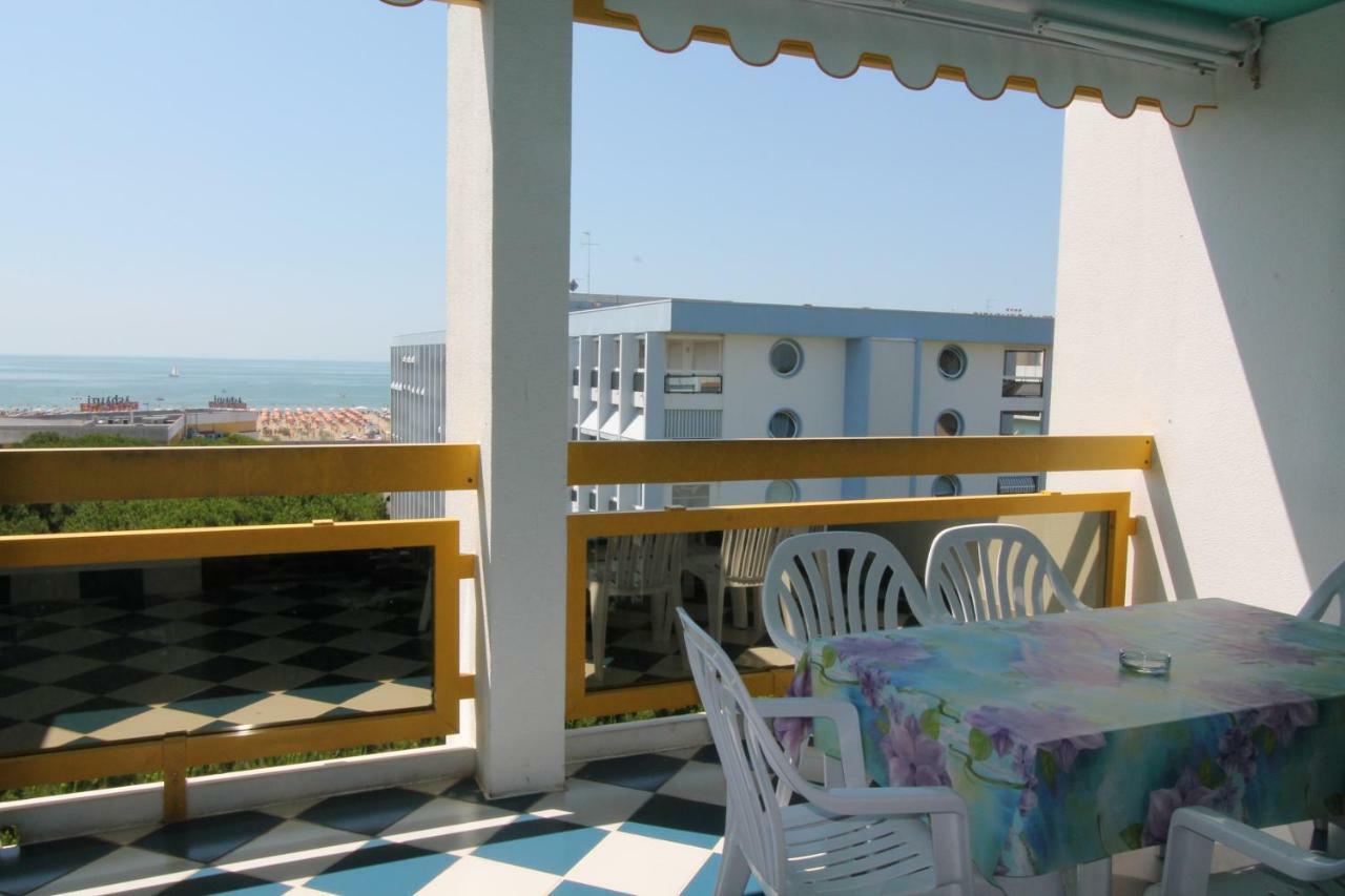 Complesso Solarium Apartman Bibione Kültér fotó